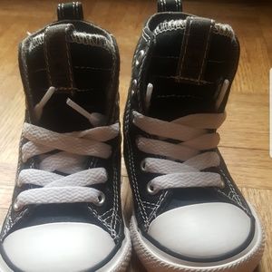 Converse Shoes - 😎Black and white high top converse infant size 5 Converse Shoes - 😎Black and white high top converse infant size 5